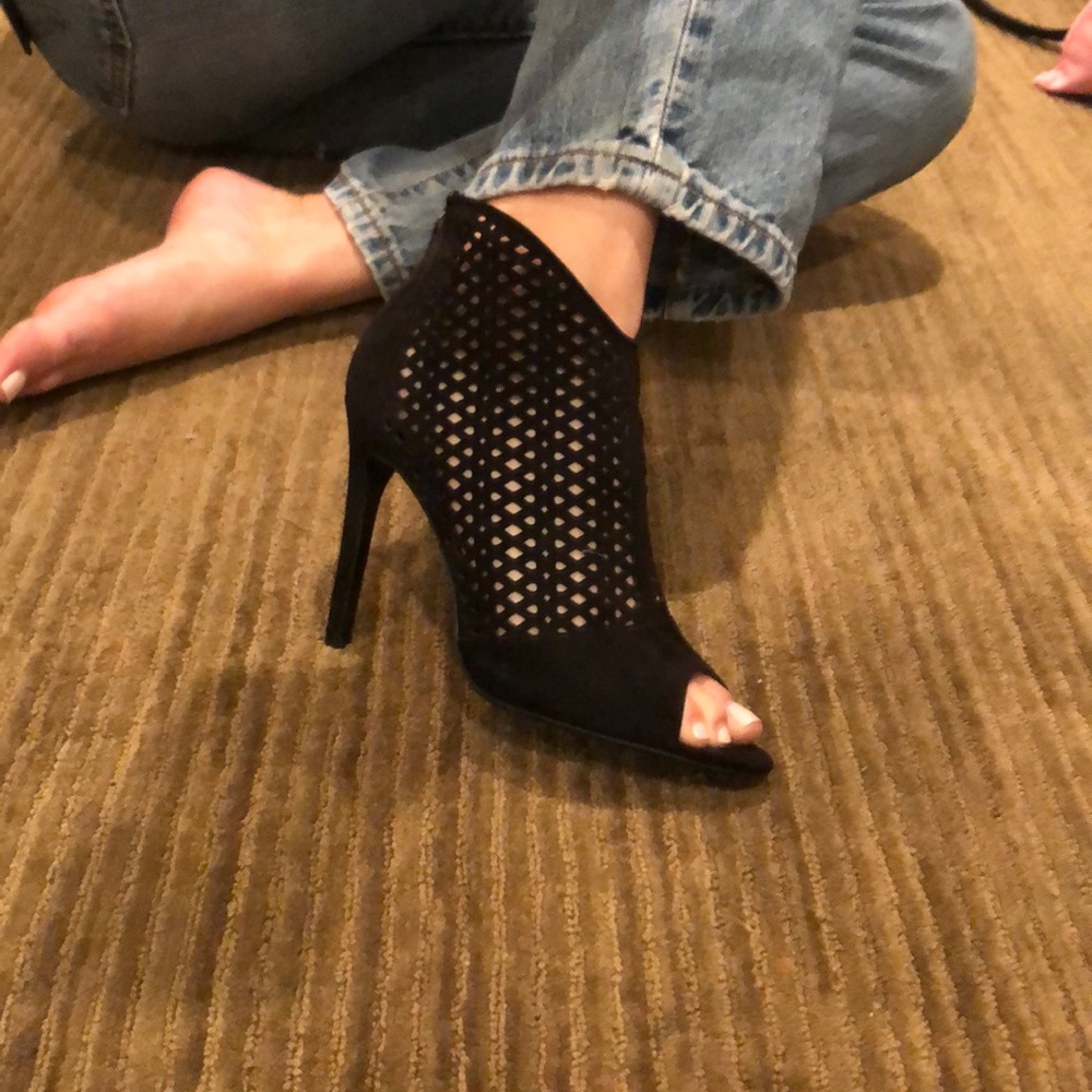 Zara Basic black heels